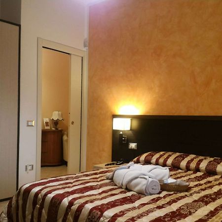 La Terrazza B&B Rossano Bagian luar foto