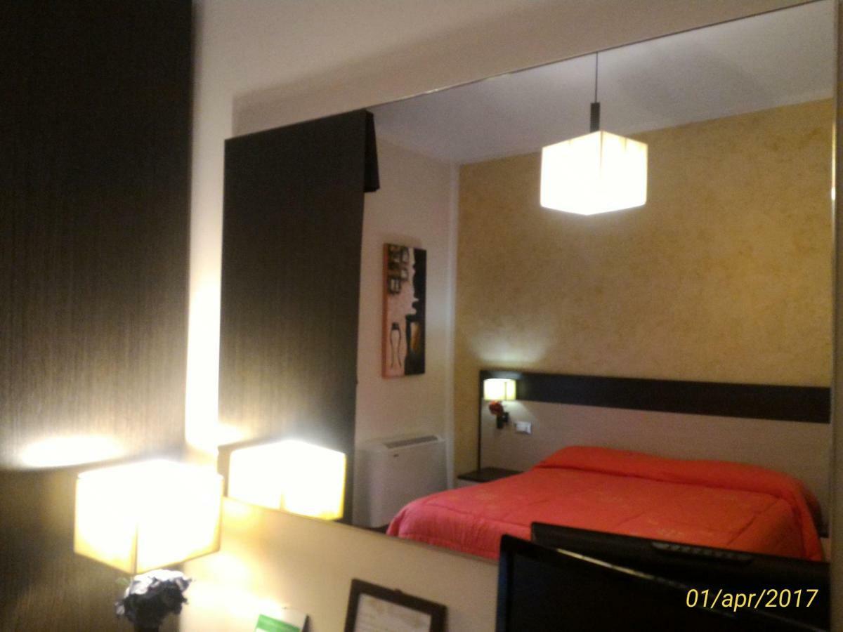 La Terrazza B&B Rossano Bagian luar foto